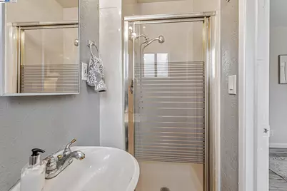 36563 Beutke Dr, Newark, CA 94560 - Photo 18