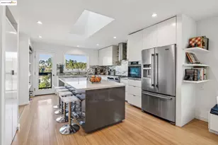 58 Villanova Dr, Oakland, CA 94611 - Photo 16