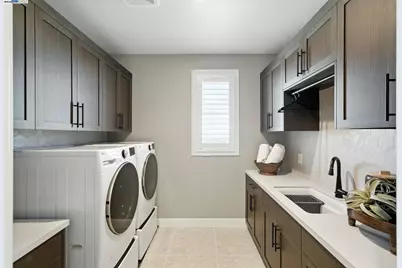 1683 Wren Street, Dublin, CA 94568 - Photo 40