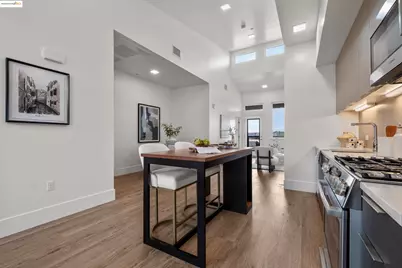 1545 32nd Street #309, Oakland, CA 94608 - Photo 4