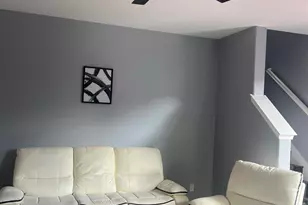 9404 Dunbar Dr, Oakland, CA 94603 - Photo 4