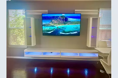 9404 Dunbar Dr, Oakland, CA 94603 - Photo 6