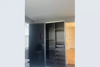 9404 Dunbar Dr, Oakland, CA 94603 - Photo 26