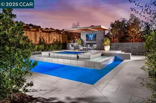 18261 Corte Agustin, Morgan Hill, CA 95037 - Photo 2