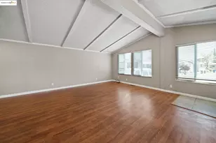 19690 N Hwy 99, Acampo, CA 95220 - Photo 10