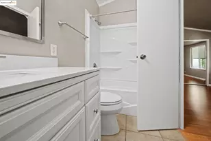 19690 N Hwy 99, Acampo, CA 95220 - Photo 30