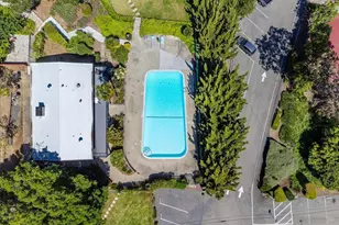 19100 Crest Ave, Castro Valley, CA 94546 - Photo 44