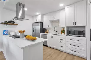 19100 Crest Ave, Castro Valley, CA 94546 - Photo 14