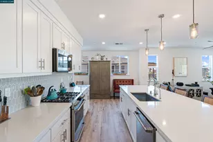 729 Delve Ct, Hayward, CA 94544 - Photo 6