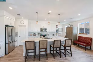 729 Delve Ct, Hayward, CA 94544 - Photo 8