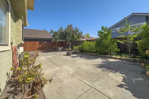 319 Oak Glen Ct, Martinez, CA 94553 - Photo 38