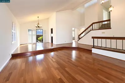 319 Oak Glen Ct, Martinez, CA 94553 - Photo 10