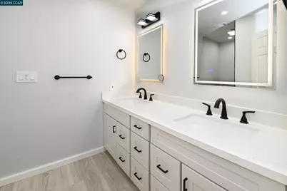 319 Oak Glen Ct, Martinez, CA 94553 - Photo 20