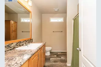 21679 Squaw Grass Trail, Redding, CA 96003 - Photo 32