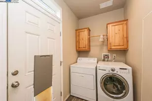 21679 Squaw Grass Trail, Redding, CA 96003 - Photo 22