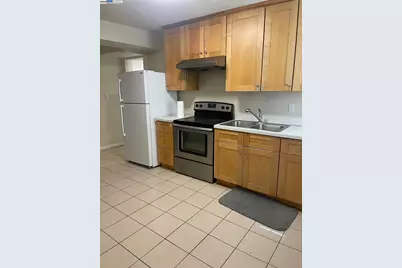 896 Lausanne Avenue, Daly City, CA 94014 - Photo 16