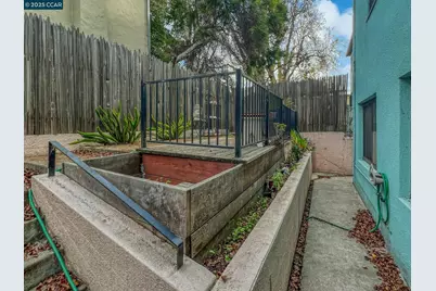 1919 Curtis, Berkeley, CA 94702 - Photo 54