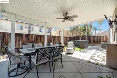 5684 Arcadia Cir, Discovery Bay, CA 94505 - Photo 34