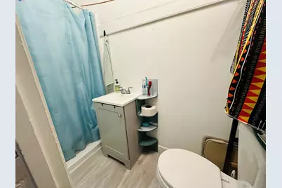 1301 60th Ave, Oakland, CA 94621 - Photo 10