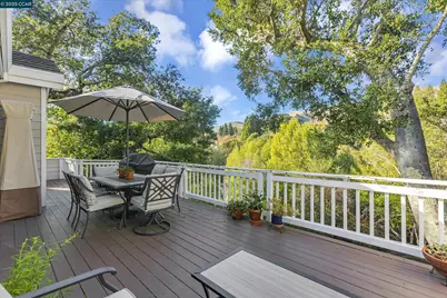 31 Merrill Cir S, Moraga, CA 94556 - Photo 24