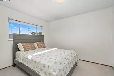 677 Fairway St, Hayward, CA 94544 - Photo 12