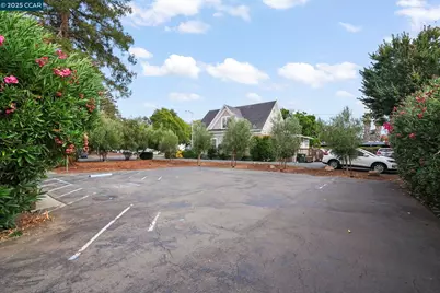 1004 Court St, Martinez, CA 94553 - Photo 26