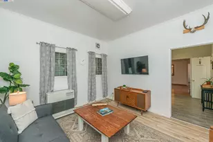 493 Main St, Weaverville, CA 96093 - Photo 18