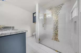 1876 Lynwood Dr, Concord, CA 94519 - Photo 22