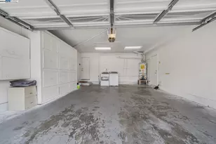 1876 Lynwood Dr, Concord, CA 94519 - Photo 32