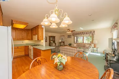 230 Lakeview Dr., Trinity Center, CA 96091 - Photo 12