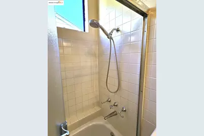 2419 Saint Helena Dr #6, Hayward, CA 94542 - Photo 32