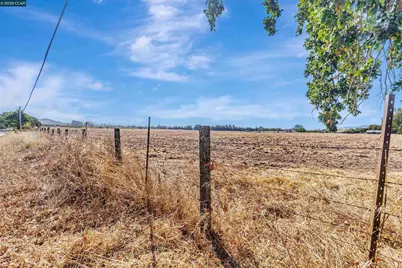 21200 Silva Road, Sonoma, CA 95476 - Photo 10