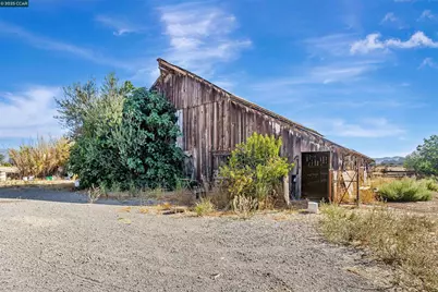 21200 Silva Road, Sonoma, CA 95476 - Photo 4