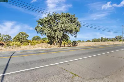 21200 Silva Road, Sonoma, CA 95476 - Photo 22