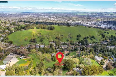 40 Rodrigues Ln, Walnut Creek, CA 94597 - Photo 8