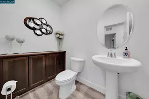 2328 Bellows Wy, Lodi, CA 95242 - Photo 20