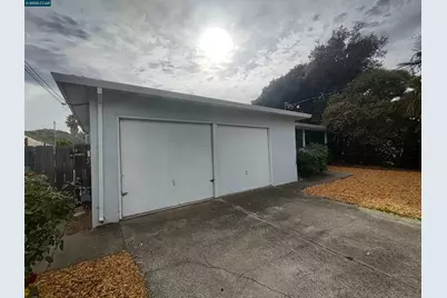 1665 Center Rd, Novato, CA 94947 - Photo 20