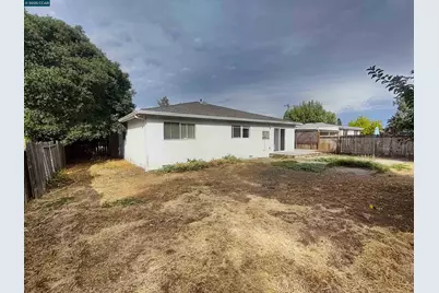 1665 Center Rd, Novato, CA 94947 - Photo 26