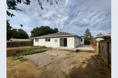 1665 Center Rd, Novato, CA 94947 - Photo 32