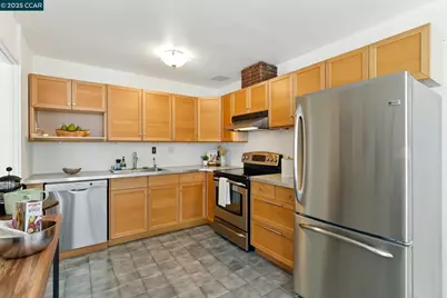 193 Montecito #303, Oakland, CA 94610 - Photo 14