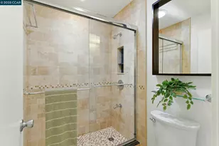 193 Montecito, Oakland, CA 94610 - Photo 30