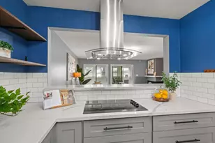 2106 Otis Dr, Alameda, CA 94501 - Photo 10