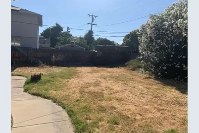 1526 Monterey Ave, Stockton, CA 95204 - Photo 18