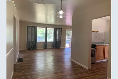 1526 Monterey Ave, Stockton, CA 95204 - Photo 4