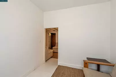 1525 3rd St, Oakland, CA 94607 - Photo 16