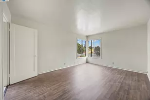 2774 Sacramento St, Berkeley, CA 94702 - Photo 2