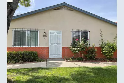 2104 Lemontree Way #1, Antioch, CA 94509 - Photo 1