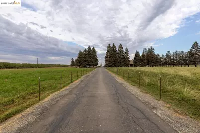 3942 Bentley Rd, Oakdale, CA 95361 - Photo 54