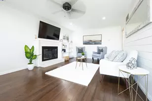 1338 Thais Ln, Hayward, CA 94544 - Photo 10