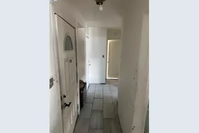 5651 Telegraph, Oakland, CA 94609 - Photo 6